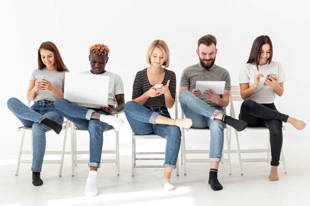 Learn how small business owners can avoid common launch mistakes and build a clear marketing strategy that drives growth and confidence from day one.C$